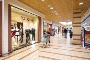 Centro Commerciale Le Serre Village