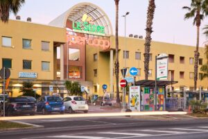 Centro Commerciale Le Serre Village